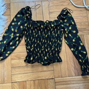 Adorable zara top- gently worn!